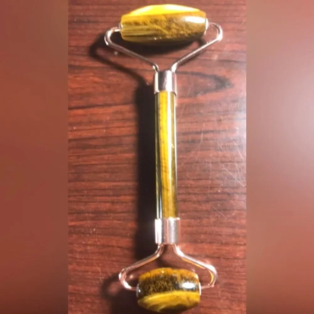Genuine Tiger Eye Face Roller